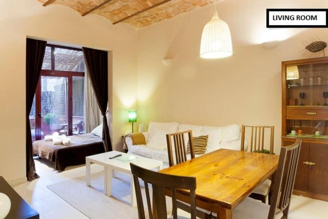 Family Apartment Plaza Espana برشلونة المظهر الخارجي الصورة